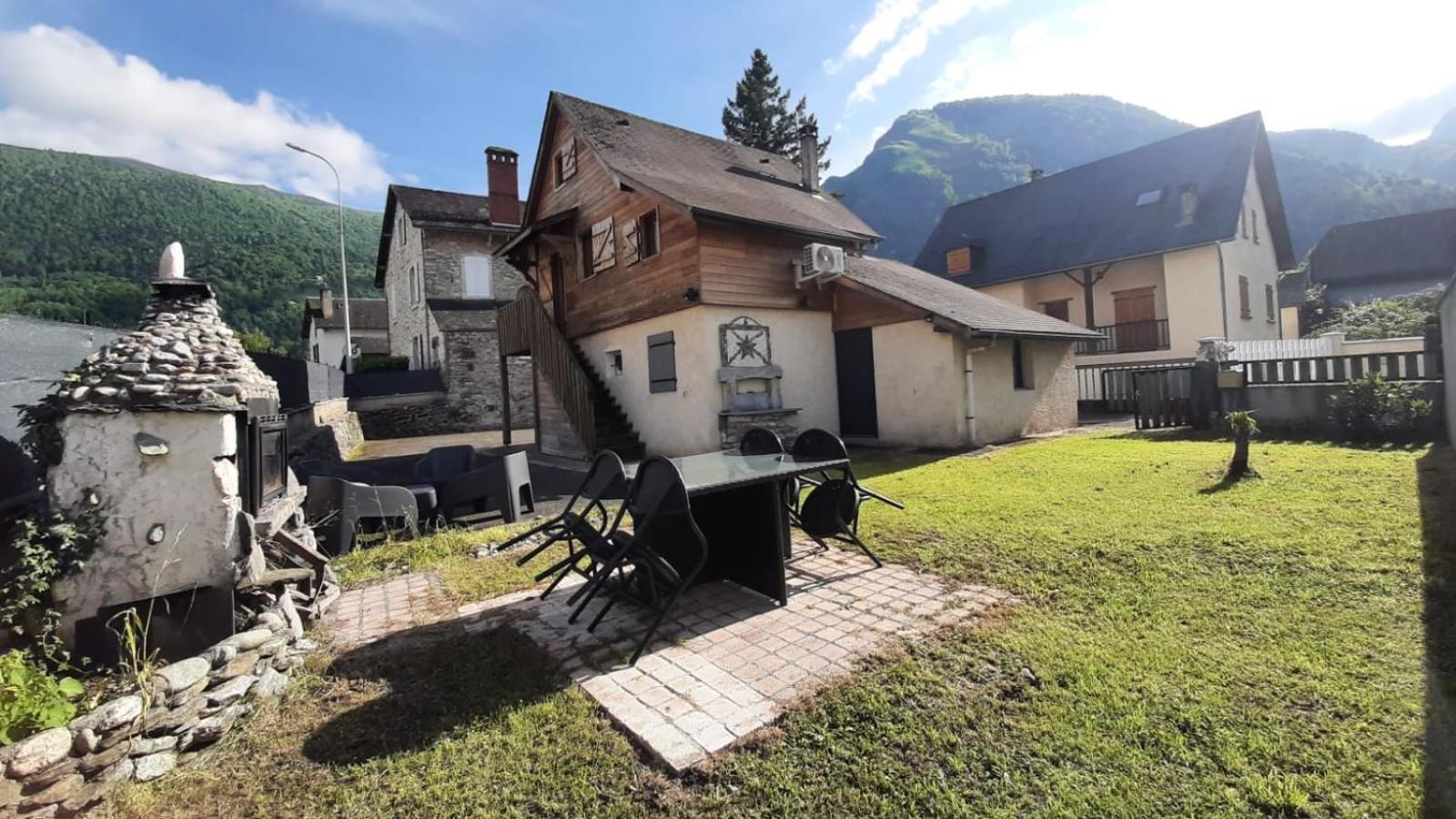 Appartement Cocoon Avec Jardin Et Vue Montagne Laruns Exterior photo